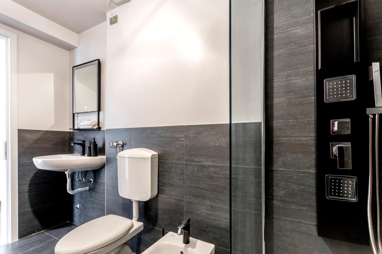 Appartement Modern Simplicity In Milan Centre Extérieur photo